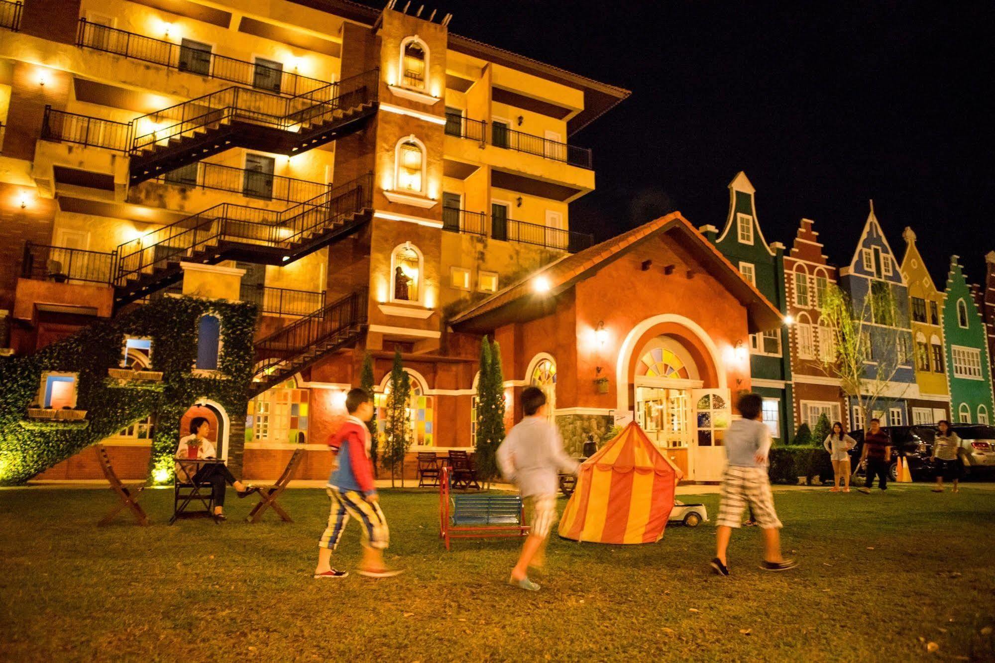 San Pareni Hotel Chiang Mai Exterior foto